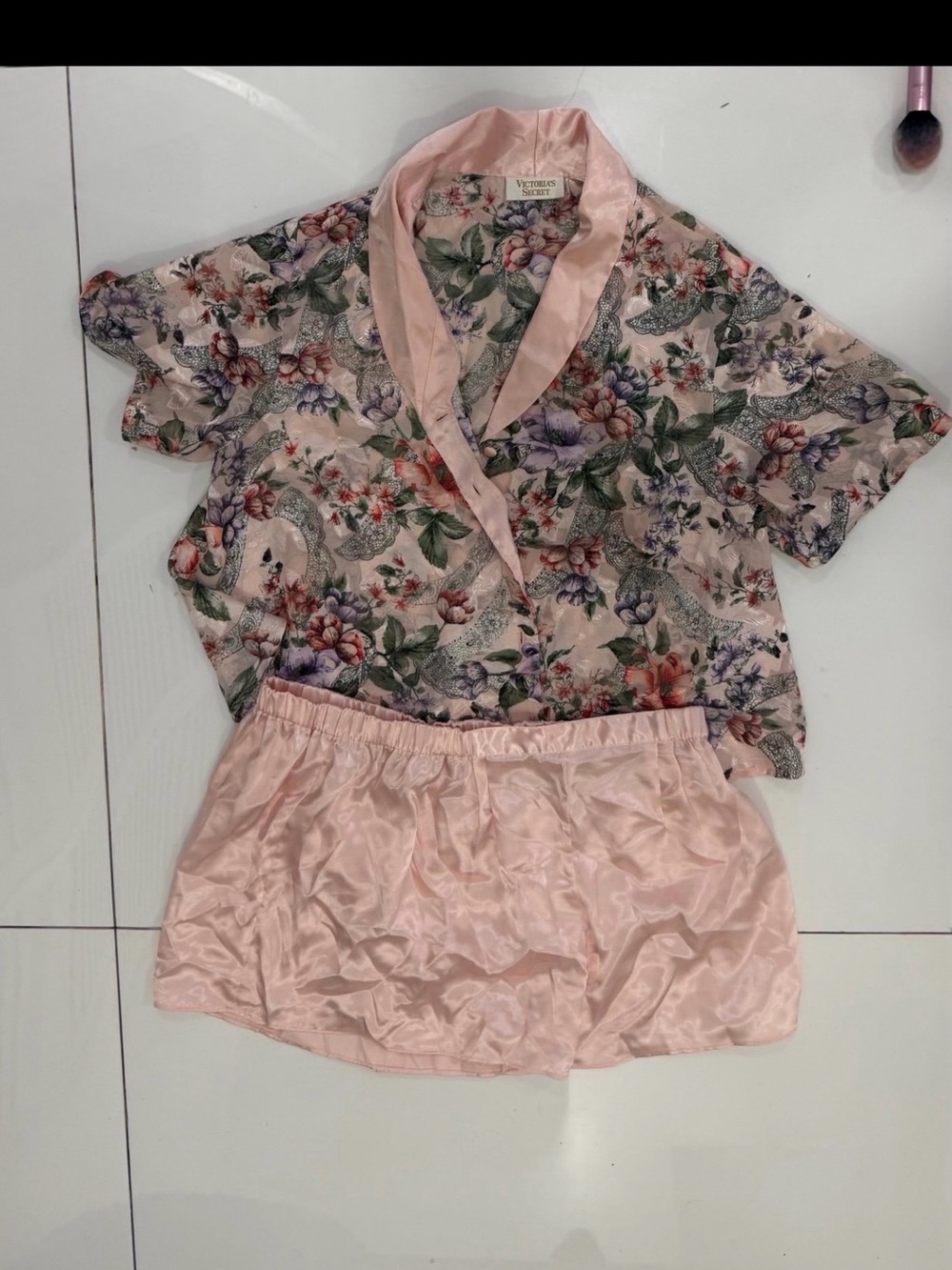 Victoria's Secret Floral Satin Short Pajama Set - Pink Multicolor